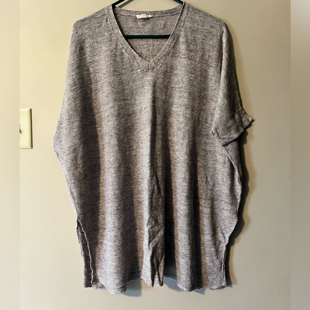Eileen Fisher size P/M  short sleeve 💯 organic linen box lightweight sweater.